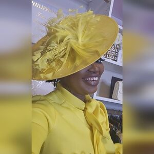 Chic Yellow Feathered Women's Hat